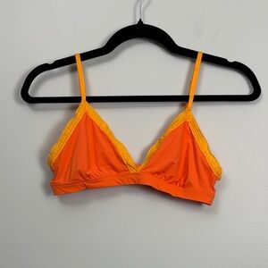 Aerie Orange Bralette Women’s Size Medium Lightweight Comfortable Adjustable Bra